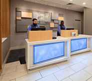 Lobi 3 Holiday Inn Express LOS ANGELES - LAX AIRPORT, an IHG Hotel