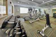 Fitness Center Holiday Inn Express & Suites MEDFORD-CENTRAL POINT, an IHG Hotel