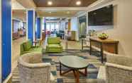 Sảnh chờ 6 Holiday Inn Express & Suites MEDFORD-CENTRAL POINT, an IHG Hotel