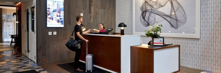 Lobby HY36 MIDTOWN MANHATTAN by IHG, an IHG Hotel