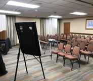 ห้องประชุม 7 Holiday Inn PORTLAND-BY THE BAY, an IHG Hotel