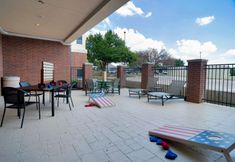 Common Space 5 Holiday Inn Express & Suites DFW WEST - HURST by IHG, an IHG Hotel