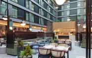 Lainnya 5 Holiday Inn LONDON - HEATHROW BATH ROAD, an IHG Hotel