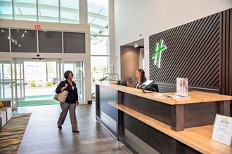 Lobi 4 Holiday Inn & Suites SAVANNAH AIRPORT - POOLER, an IHG Hotel