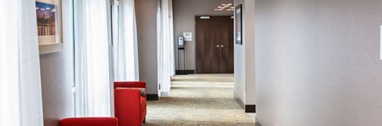 Lobby Holiday Inn & Suites SAVANNAH AIRPORT - POOLER, an IHG Hotel