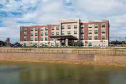 Holiday Inn Express & Suites WENTZVILLE ST LOUIS WEST, an IHG Hotel, SGD 258.46