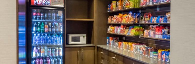 ล็อบบี้ Holiday Inn NIAGARA FALLS STATE PARK ENTRY by IHG, an IHG Hotel