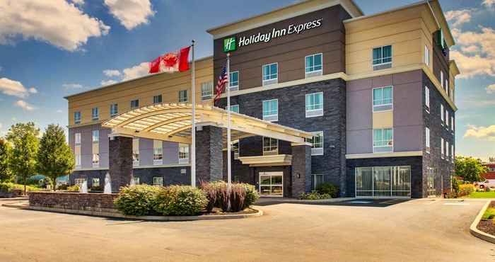 ภายนอกอาคาร Holiday Inn Express CHEEKTOWAGA NORTH EAST, an IHG Hotel