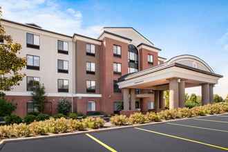 Exterior 4 Holiday Inn Express & Suites CLEVELAND-RICHFIELD, an IHG Hotel