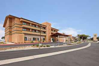 Exterior 4 Holiday Inn Express & Suites VENTURA HARBOR, an IHG Hotel