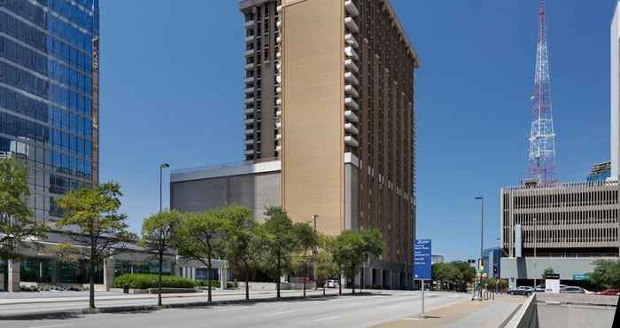 Bên ngoài Crowne Plaza DALLAS DOWNTOWN, an IHG Hotel