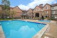 Swimming Pool Staybridge Suites GRAND RAPIDS - AIRPORT, an IHG Hotel