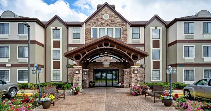 Exterior Staybridge Suites GRAND RAPIDS - AIRPORT, an IHG Hotel