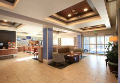 Lobby 2 Holiday Inn Express & Suites ASHLAND, an IHG Hotel