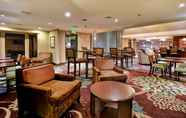 Bar, Cafe and Lounge 5 Staybridge Suites MIDDLETON/MADISON-WEST, an IHG Hotel