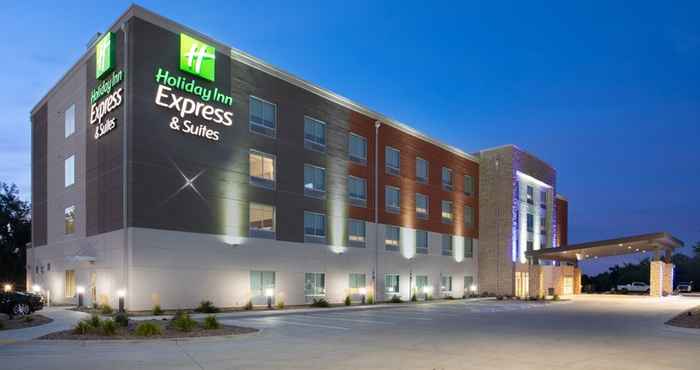 Exterior Holiday Inn Express & Suites STERLING, an IHG Hotel