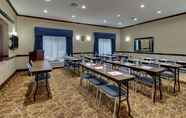 Ruangan Fungsional 7 Holiday Inn Express & Suites ALLENTOWN WEST, an IHG Hotel