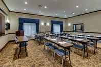 Ruangan Fungsional Holiday Inn Express & Suites ALLENTOWN WEST, an IHG Hotel