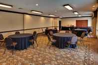 Functional Hall Staybridge Suites WEST DES MOINES, an IHG Hotel