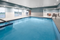 Swimming Pool Holiday Inn Express & Suites ELKHORN - LAKE GENEVA AREA, an IHG Hotel