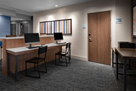 Functional Hall Holiday Inn Express & Suites ELKHORN - LAKE GENEVA AREA, an IHG Hotel