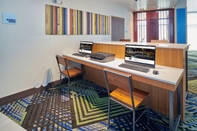 Functional Hall Holiday Inn Express & Suites EL PASO - SUNLAND PARK AREA, an IHG Hotel