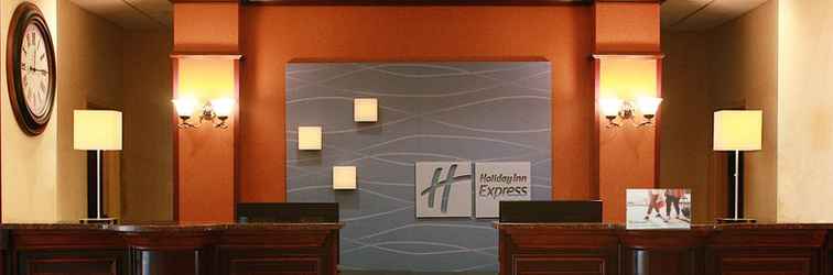 Lobby Holiday Inn Express & Suites SPRING HILL, an IHG Hotel