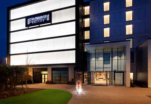 Lainnya Staybridge Suites LONDON - HEATHROW BATH ROAD, an IHG Hotel