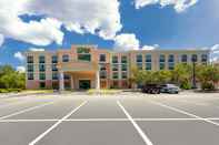 พื้นที่สาธารณะ Holiday Inn Express & Suites BRADENTON EAST-LAKEWOOD RANCH, an IHG Hotel