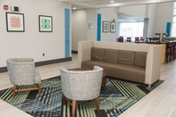 Lobby Holiday Inn Express & Suites COLUMBIA-FORT JACKSON, an IHG Hotel