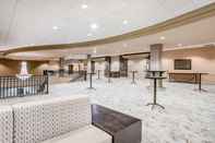 Functional Hall Holiday Inn LAFAYETTE-CITY CENTRE, an IHG Hotel