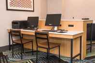 Sảnh chức năng Holiday Inn Express & Suites COLUMBIA-FORT JACKSON, an IHG Hotel