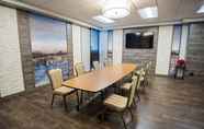 ห้องประชุม 4 Holiday Inn NEWARK INTERNATIONAL AIRPORT, an IHG Hotel