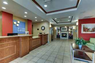 ล็อบบี้ 4 Holiday Inn Express & Suites LANCASTER-LITITZ, an IHG Hotel