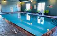 Swimming Pool 6 Holiday Inn Express & Suites LOUISVILLE SOUTH-HILLVIEW, an IHG Hotel