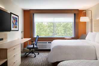 Bedroom 4 Holiday Inn Express & Suites LAS VEGAS - E TROPICANA, an IHG Hotel