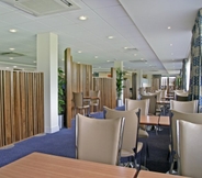 Others 2 Holiday Inn Express CARDIFF AIRPORT, an IHG Hotel