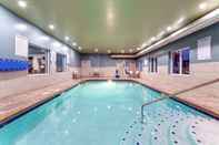 Swimming Pool Holiday Inn Express & Suites COLUMBUS - WORTHINGTON, an IHG Hotel