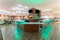 Bar, Kafe, dan Lounge Holiday Inn PHILADELPHIA SOUTH-SWEDESBORO, an IHG Hotel