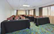 Functional Hall 2 Candlewood Suites GRAND RAPIDS AIRPORT