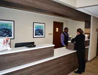 Lobby 2 Candlewood Suites GRAND RAPIDS AIRPORT