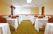 Functional Hall 5 Candlewood Suites GRAND RAPIDS AIRPORT