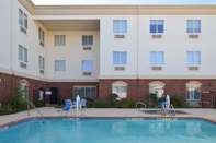 สระว่ายน้ำ Holiday Inn Express & Suites ABILENE MALL SOUTH, an IHG Hotel