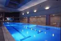 Swimming Pool Crowne Plaza - ANA KOBE, an IHG Hotel