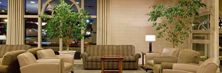 Lobby Holiday Inn PORTLAND-BY THE BAY, an IHG Hotel