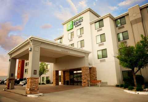 Bên ngoài Holiday Inn Express & Suites NORFOLK, an IHG Hotel