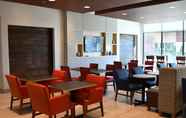 Restoran 6 Holiday Inn Express & Suites ROMEOVILLE - JOLIET NORTH, an IHG Hotel