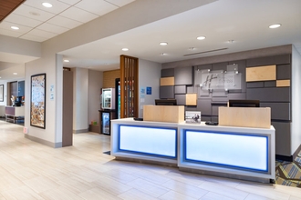 Lobby 4 Holiday Inn Express & Suites ROMEOVILLE - JOLIET NORTH, an IHG Hotel