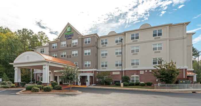 Exterior Holiday Inn Express & Suites LAGRANGE, an IHG Hotel