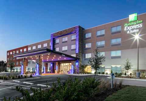 Exterior Holiday Inn Express & Suites WILMINGTON WEST - MEDICAL PARK, an IHG Hotel